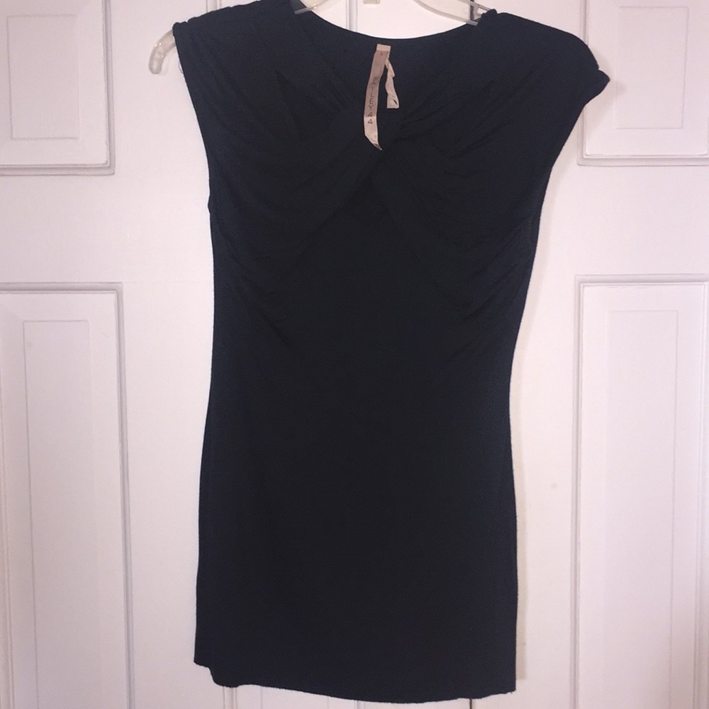Bailey 44 top